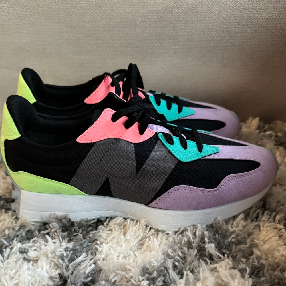 (WMNS) New Balance 327 'Black Dark Violet' WS327PB